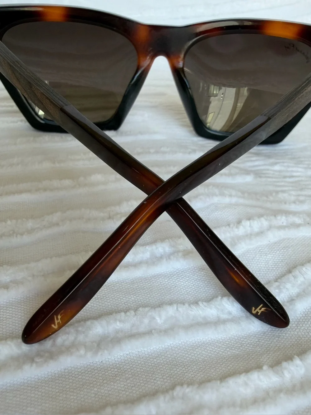 Johnny Fly Figure Sunglasses